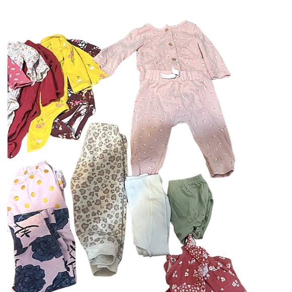 Baby Girl Clothing Lot 25+ Pc 3–9 Month Sleepers Rompers Pants Tops Mixed Brands - Picture 5 of 11